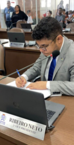 Sancionada lei que multa empresas que esburacam vias públicas em SL