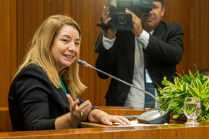 Iracema Vale destaca importância da TV Assembleia para o parlamento