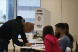 Abstenção no segundo turno registra perto de 30% do eleitorado
