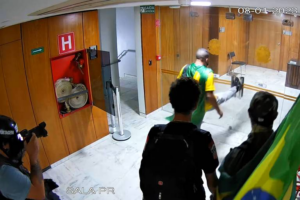 Inquérito militar aponta erro do governo Lula no ataque de 8/1