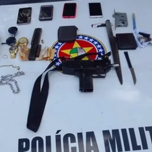 PM apreende submetralhadora em São Luís