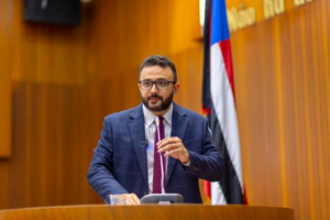 Yglésio quer que Dino se dê por suspeito de relatar ação sobre escolha para o TCE-MA