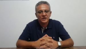 Santa Helena: Zezildo Almeida é alvo de ação por contratações temporárias em ano eleitoral e “rachadinha”