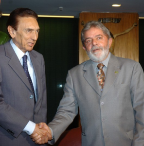 Lula rasga seda para Edison Lobão