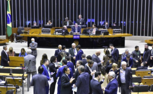 Assembleia aprova Estatuto da Pessoa com Câncer de autoria de Carlos Lula