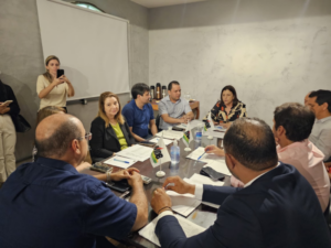 IMAGEM DO DIA: Marcus Brandão recebe de Roseana comando do MDB