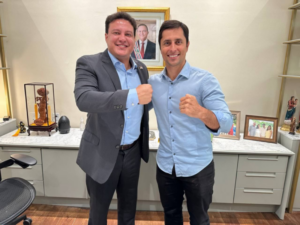 Felipe Camarão deixará a Seduc para coordenar a campanha de Duarte