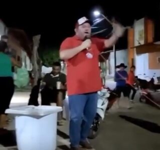 Ex-vereador do Arame diz que deseja que prefeito morra antes dele para poder mijar na catacumba dele