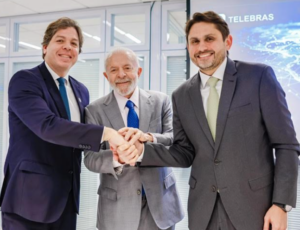 Lula e Juscelino reafirmam compromisso de fortalecer a Telebras