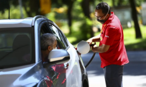 ICMS: gasolina, diesel e gás de cozinha mais caros a partir de hoje