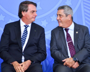Cheio da grana, Bolsonaro tem que pagar mais uma multa: 55 mil reais