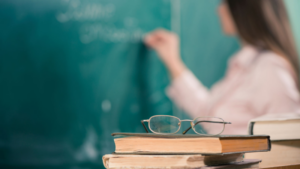 Brandão anuncia pagamento de professores contratados