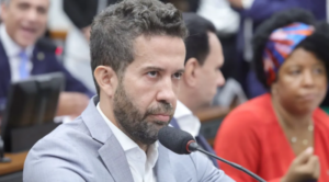 Conselho de Ética arquiva processo contra Janones por “rachadinha”