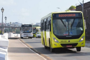 Programa de Braide sobre transporte público usa atores e expõe multiverso digital