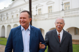 Homenageado no Palácio, José Sarney diz que Brandão pacificou o MA