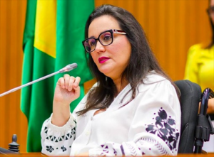 Andreia Rezende propõe presença permanente de intérprete de Libras na Casa da Mulher Brasileira