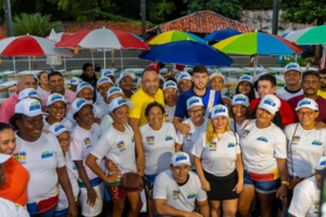 “Carnaval garantido e renda extra também”, destaca Roberto Costa na entrega de carrinhos em Bacabal