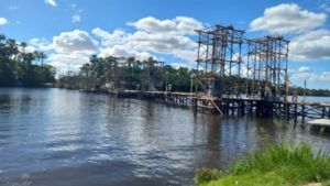 Iracema anuncia retomada da obra de ponte sobre o Rio Preguiças