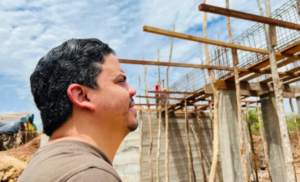 Luciano Genésio vistoria obras na região do Gama, em Pinheiro
