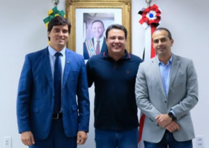 Seduc-MA firma importante parceria com os Correios