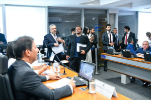 CPMI vai ao STF para que Dino entregue todas as imagens do ministério