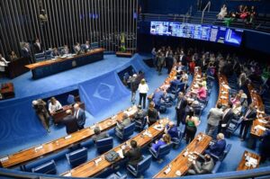 MEC vai liberar recursos para escolas de cidades com contas pendentes