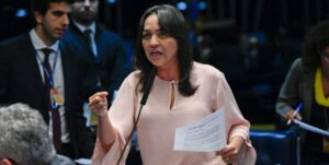 Eliziane rechaça “violência como política de estado”