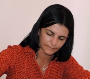 Ex-prefeita de Satubinha assina contrato de R$ 2,9 milhões com empresa de medicamentos para Paulo Ramos