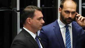 Irmãos Bolsonaro preparam fuga do Brasil?!?