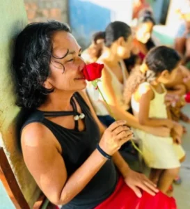 ‘A Metáfora da Rosa: Pré-candidato Fábio Câmara propõe transformação social profunda’