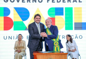 Juscelino Filho se torna primeiro ministro de Lula alvo de investigação da PF sobre Codevasf
