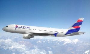 Latam volta a operar neste domingo voo direto Rio de Janeiro