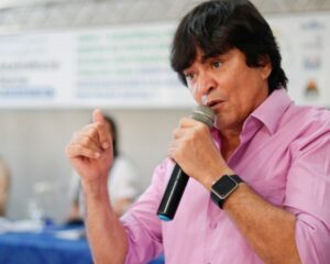 Prefeito Léo Cunha pode ser cassado após show polêmico de Manu Bahtidão