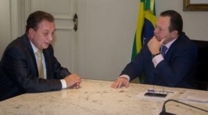 Luiz Fernando perde briga por Casa Civil e ganha sinecura de Brandão…
