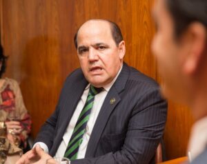 Jornalista do ATUAL7 obtém vitória em ação de ex-chefe do Ministério Público sobre reportagens de nepotismo