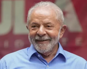 Lula quer fechar todos os clubes de tiro particulares