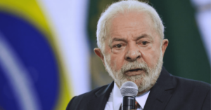 Governo Lula tem dia de hecatombe política no Congresso