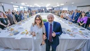 Lula sinaliza recuo em indicação de Dino ao STF…