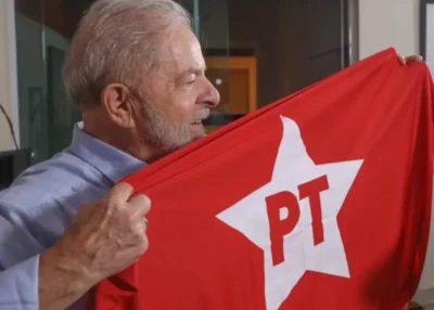 …E o PT fica cada vez menor…