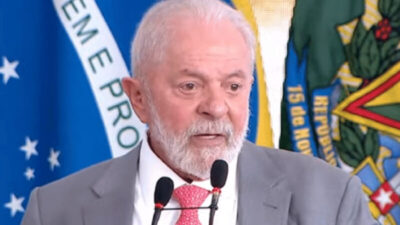 Presidente Lula sanciona lei que cria bolsa para morador de rua após curso técnico