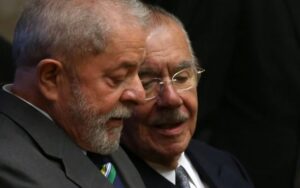 Sarney diz que não apadrinha ninguém na disputa pela PGR
