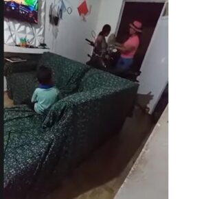 Vídeo: Pré-candidata a prefeita do Maranhão chama moradora de cachorra e acaba sendo expulsa de casa