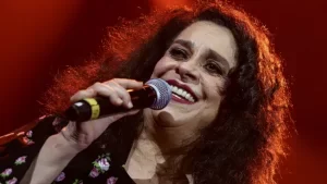 Morre Gal Costa, uma das maiores vozes da música brasileira, aos 77 anos