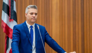 Projeto de Neto Evangelista cria guia de serviços de proteção à mulher…