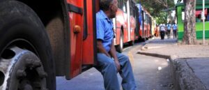 Alerta de greve de rodoviários e risco de aumento nas passagens durante o Carnaval em São Luís