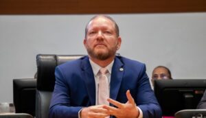 Othelino diminui transparência da Assembleia ao apagar das luzes
