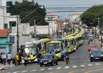 Com prisão dos acusados de matar motorista de ônibus, rodoviários decidem retornar às atividades na manhã desta quarta-feira (24)