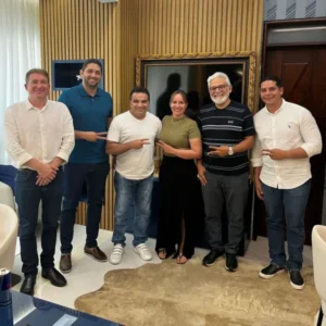Dezessete deputados do PL de Bolsonaro não assinam impeachment de Lula; dois são do MA
