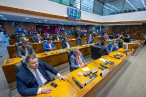 Deputados repercutem eleição de Andreia Rezende para a Vice-Presidência da Alema