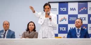 IMAGEM DO DIA: Flavia Gonzalez Leite toma posse como primeira Conselheira na história do TCE-MA